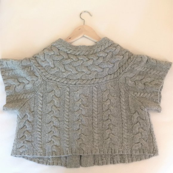 BCBGMaxAzria - 100% Wool Cable Knit Sweater - Picture 2 of 7